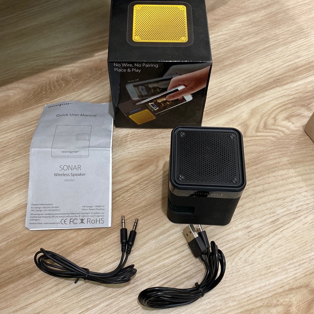 Xoopar sonar wireless speaker. See picture for compatibility. Never used